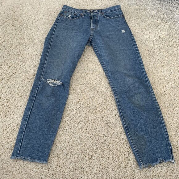 Levi’s PREMIUM Jeans 27 Wedgie Straight Button Fly BIG E Medium Distressed Blue - Picture 3 of 9